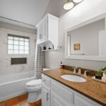 Front Bathroom (shared by bedrooms 1 & 2)