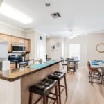 Kitchen & Dining