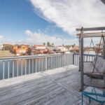 2nd floor upper deck with water views!