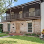 Front view of this 2-story townhome.