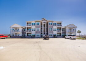 JPAGE-RealEstate-PathwayToSea203--16
