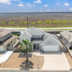 Welcome To 14037 Coquina Bay