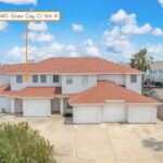 WELCOME to 15410 Grass Cay Unit A!!