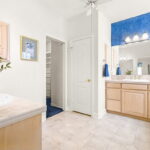 Dual vanities