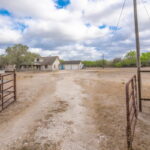 Welcome To 211County Rd 117 Alice