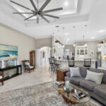 Large kitchen breakfast bar.