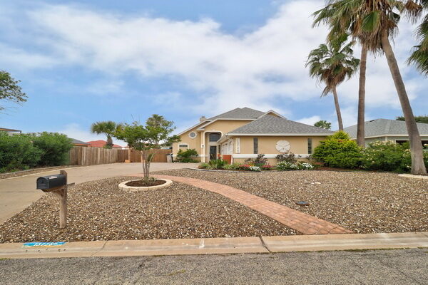 13726 Eaglesnest Bay Drive (1)