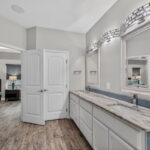 Owner's suite - beautiful granite and lighting.