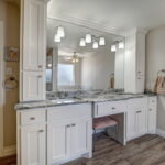 Primary Bathroom (4)